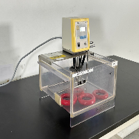 Lauda E100 Waterbath image 0